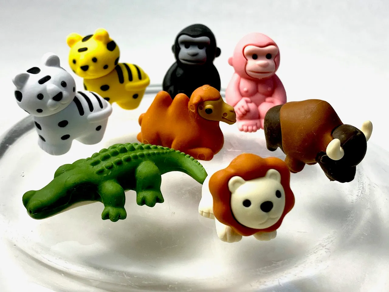 382371 IWAKO SAFARI ANIMAL ERASER-30