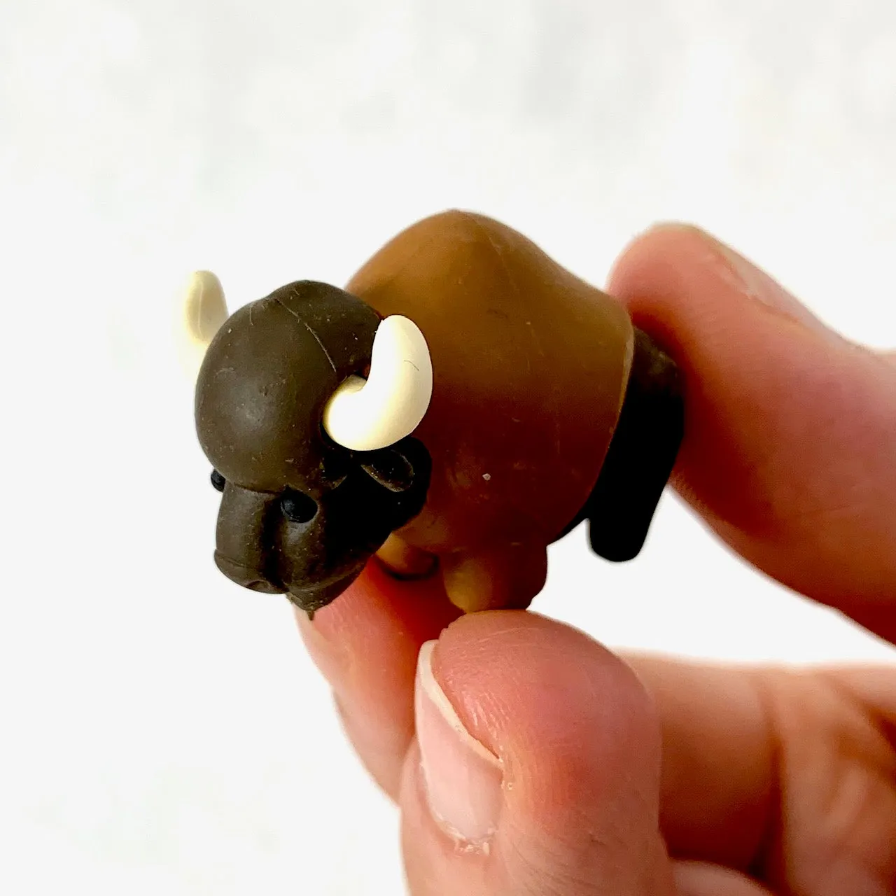 382371 IWAKO SAFARI ANIMAL ERASER-30