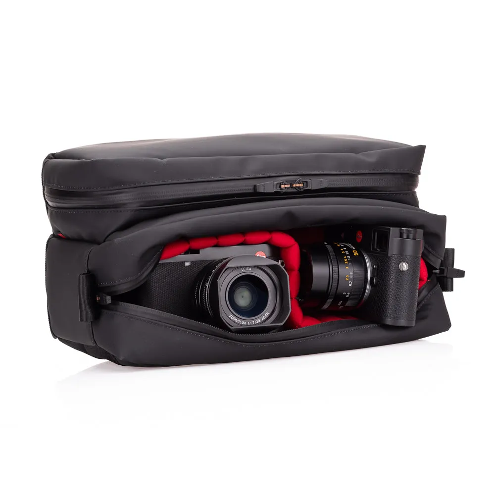 Artisan & Artist* Gear Box Pro ACAM-600D Camera Bag