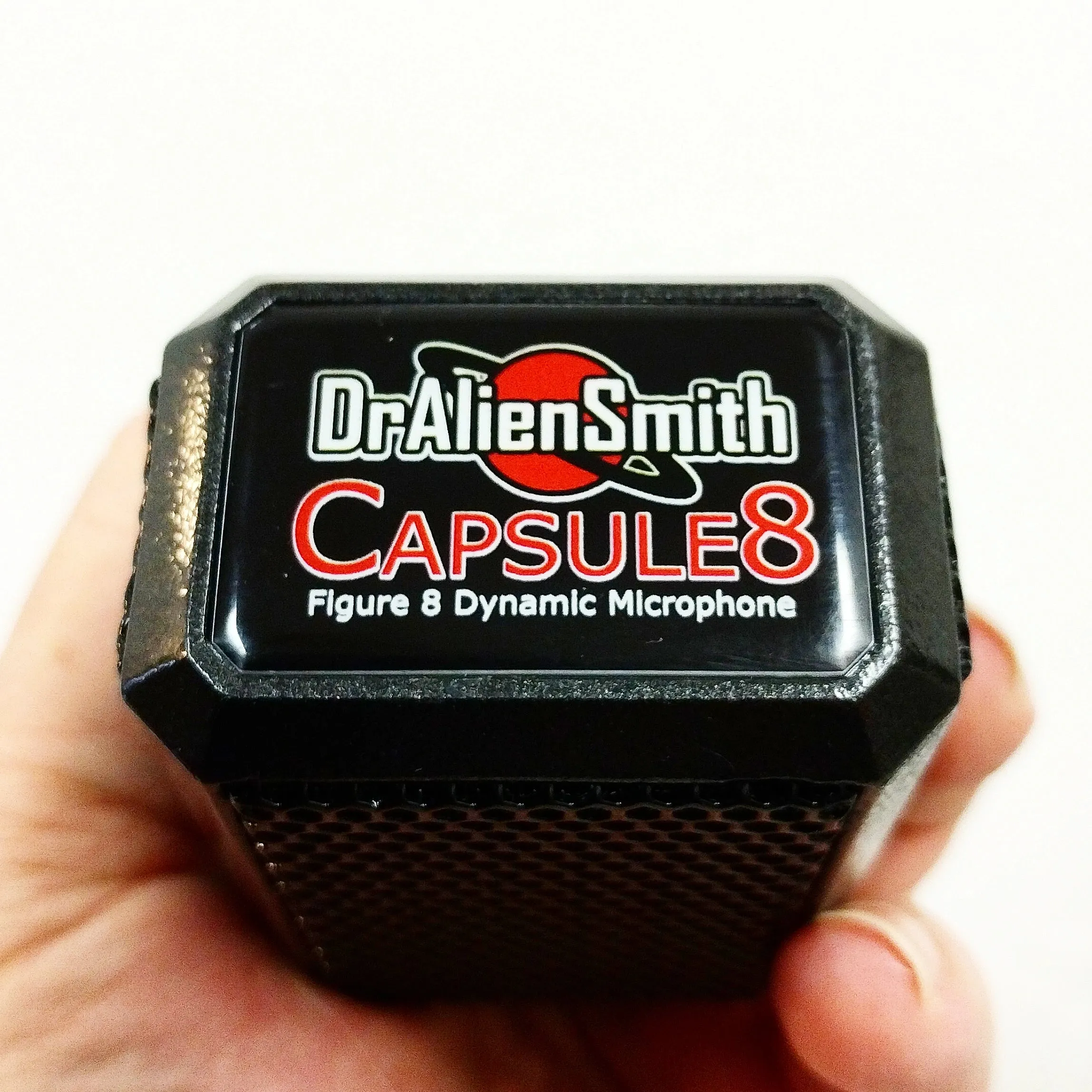 DrAlienSmith Capsule8 Figure 8 Dynamic Microphone