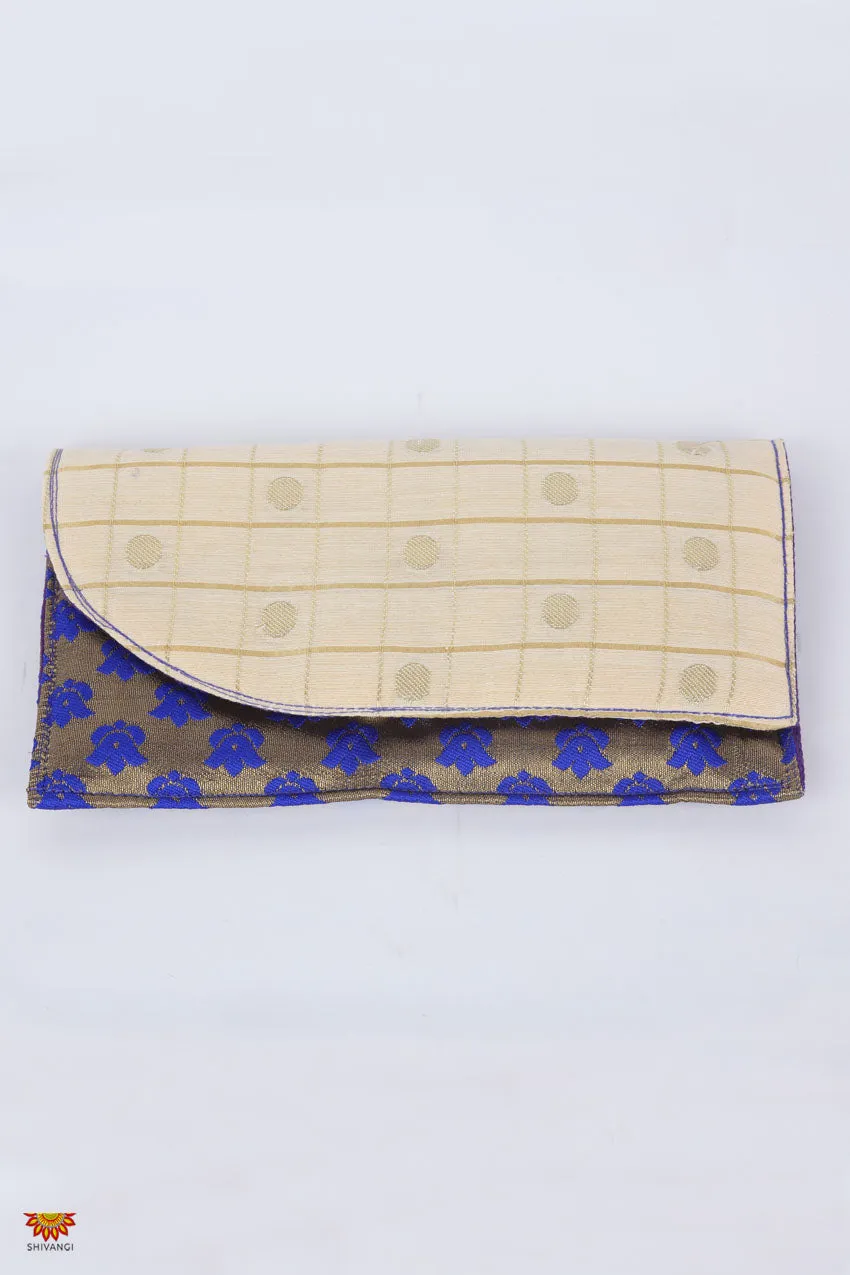 Girls Blue with Half-White Women’s Multipurpose Fabric Clutch