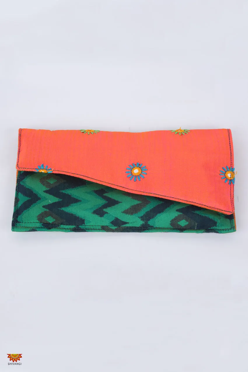 Girls Green with Peach Women’s Multipurpose Fabric Clutch