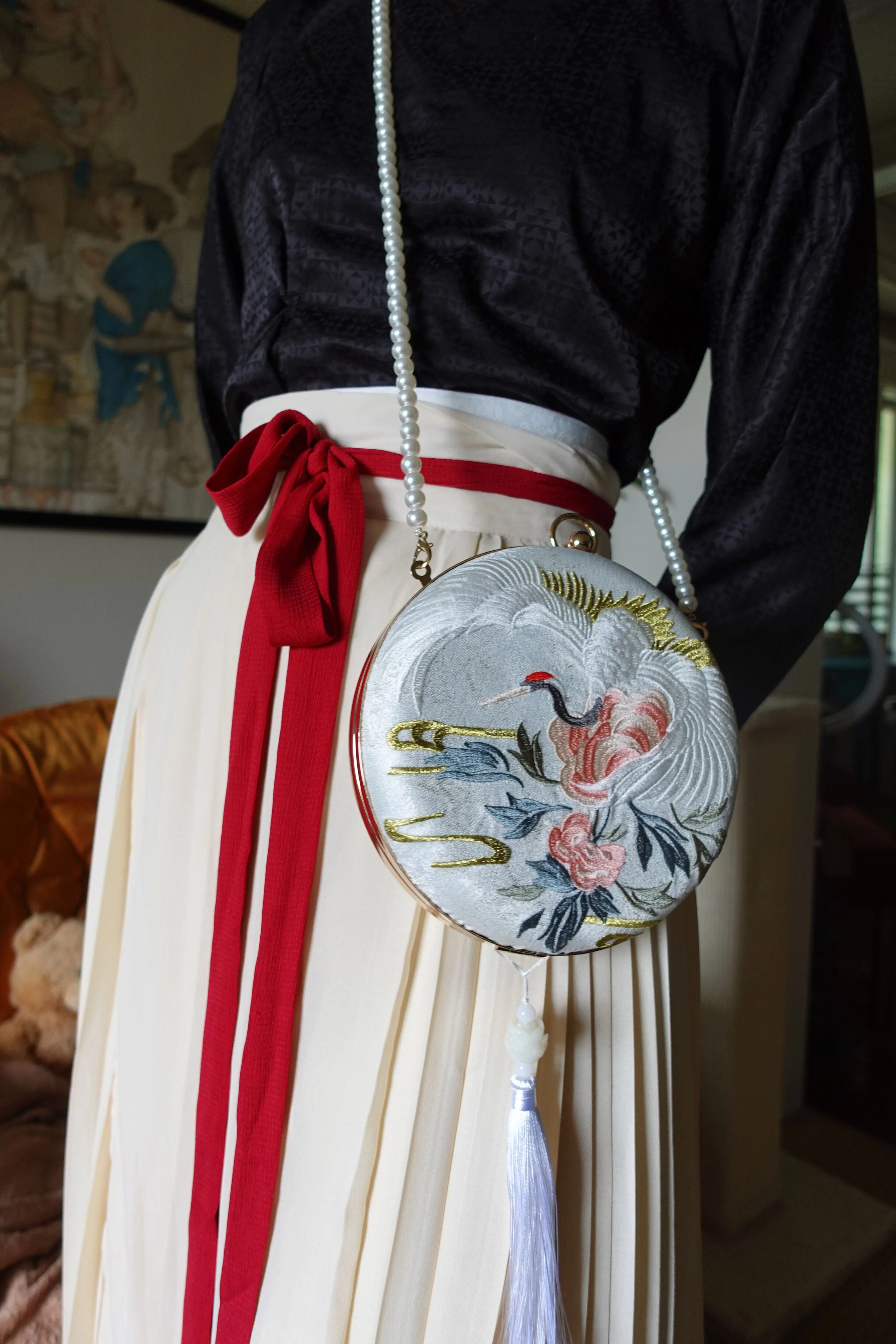 Hè Wu 鹤舞 Crane Dance Embroidered Hard Shell Purse