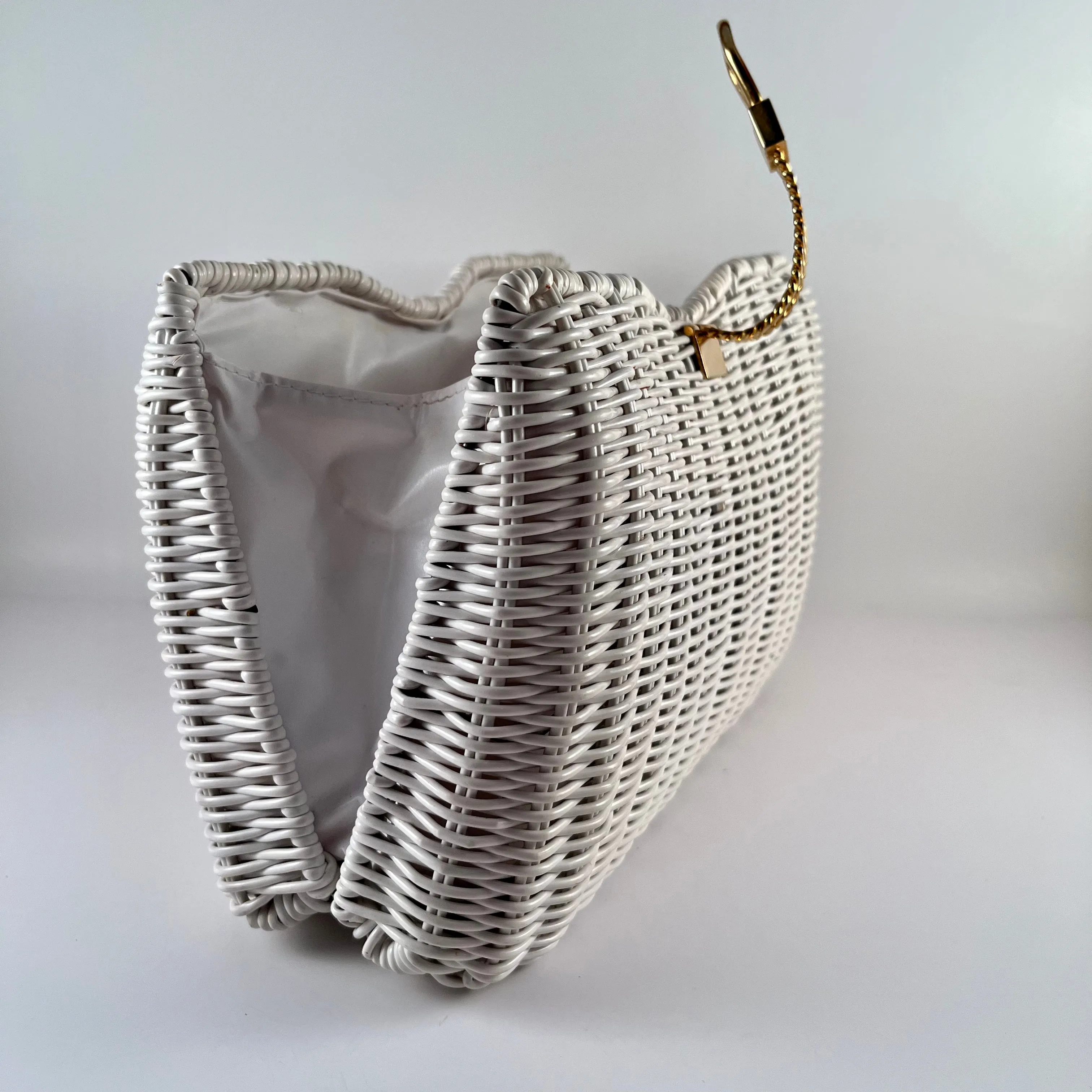 Late 80s/ Early 90s White Wicker Purse