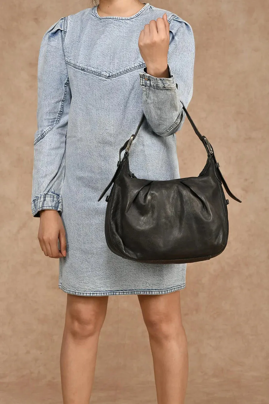 Nice Pleats Shoulder Bag