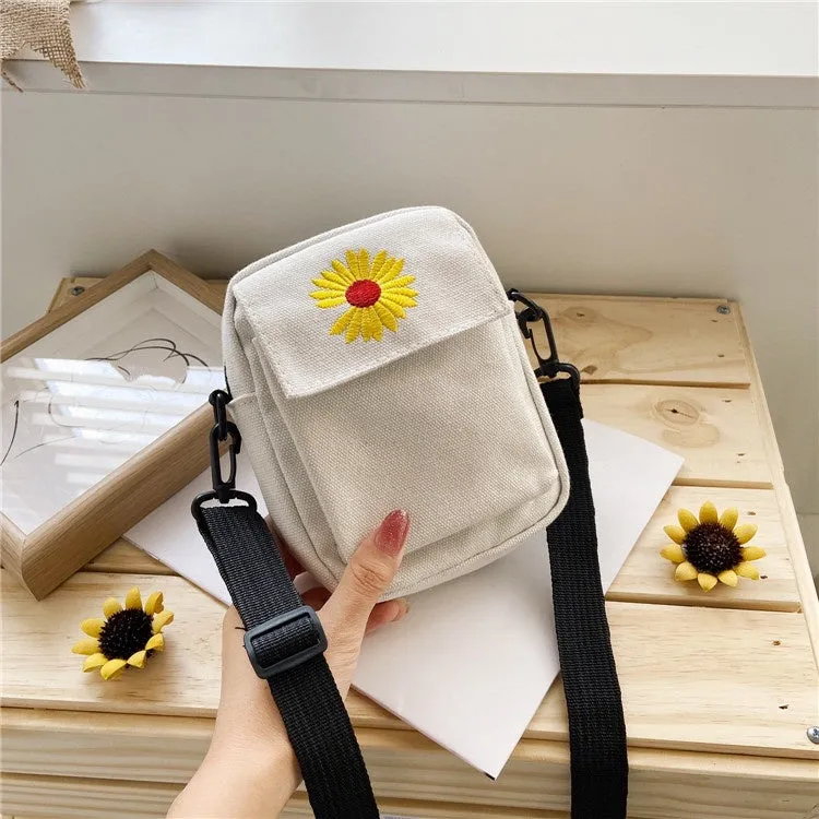 Small Daisy Canvas Small Bag Girl New Ins Japanese Messenger Bag Literary Student Shoulder Mobile Phone Bag