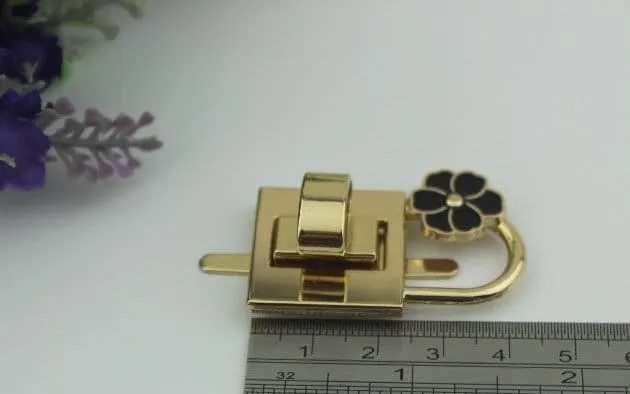 Square Twist Turn Lock 40mm Purse Charm Organizer Luggage Hardware Antique Gold Lock And Key Closure Small Bag Clutch Metal Accessories