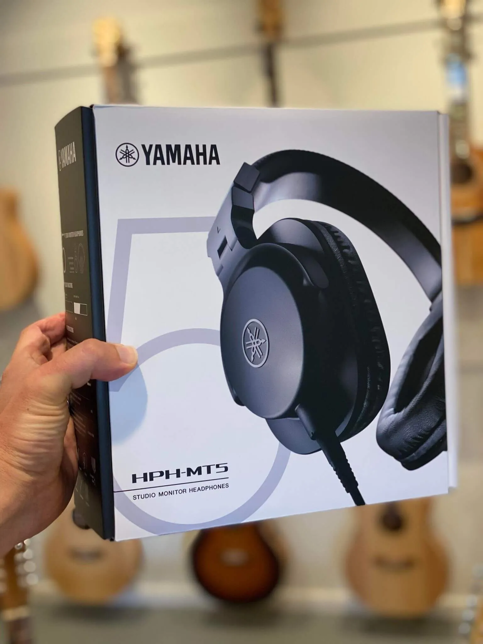 Yamaha HPH-MT5 Studio Headphones